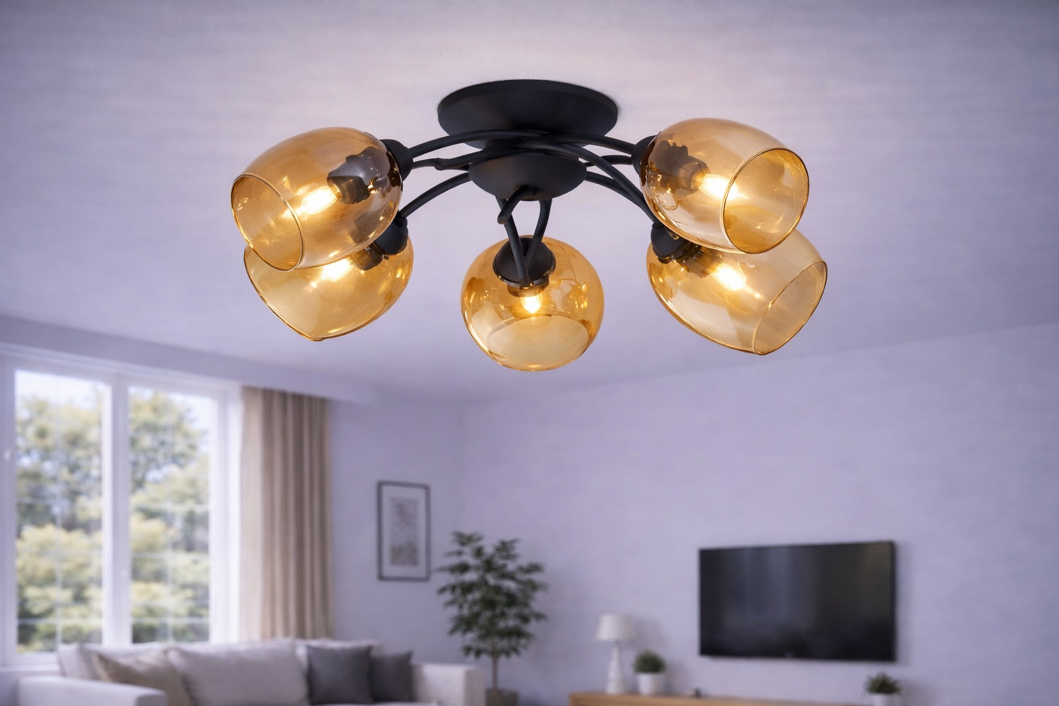 Ella 5 czarna z miodowymi kloszami